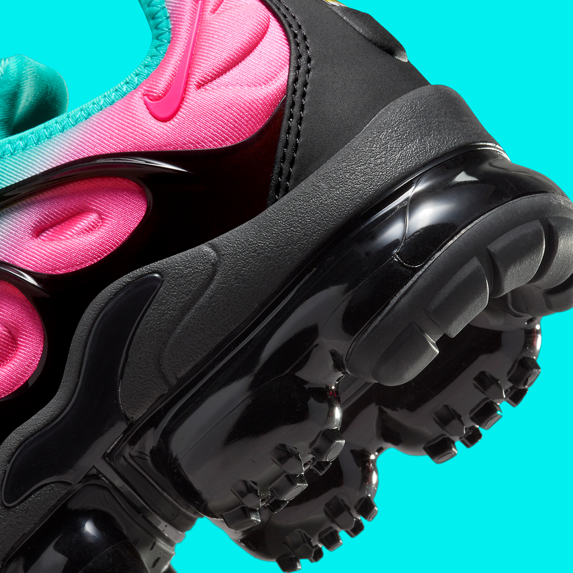 Nike Vapormax Plus South Beach dành cho nữ: Phối màu độc đáo đẹp mắt - Khám phá ngay! - 8