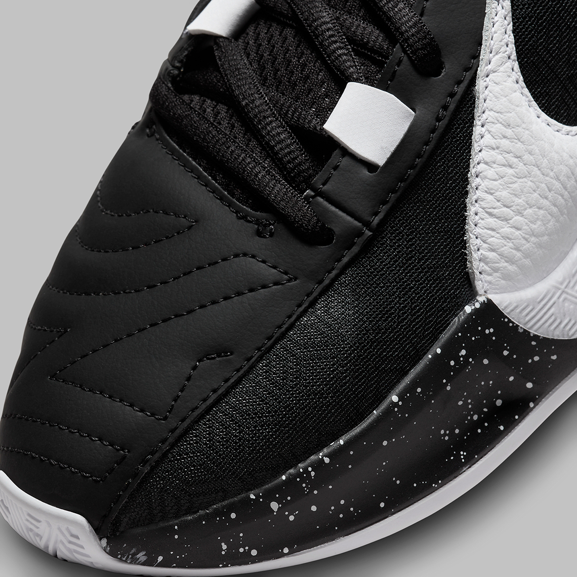 Nike Zoom Freak 5 'Oreo' - Sự Kết Hợp Độc Đáo Của Giannis - 8