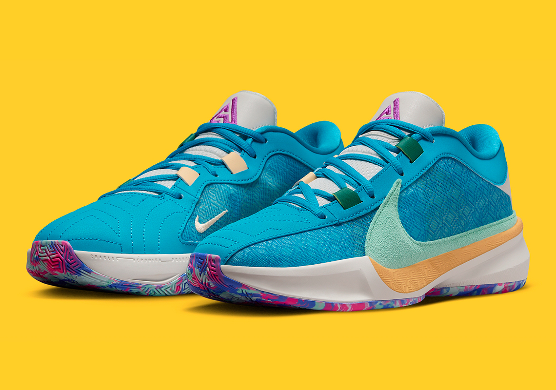 Nike Zoom Freak 5 Teal/Mint - Sự hòa quyện của màu xanh biển và màu bạc!