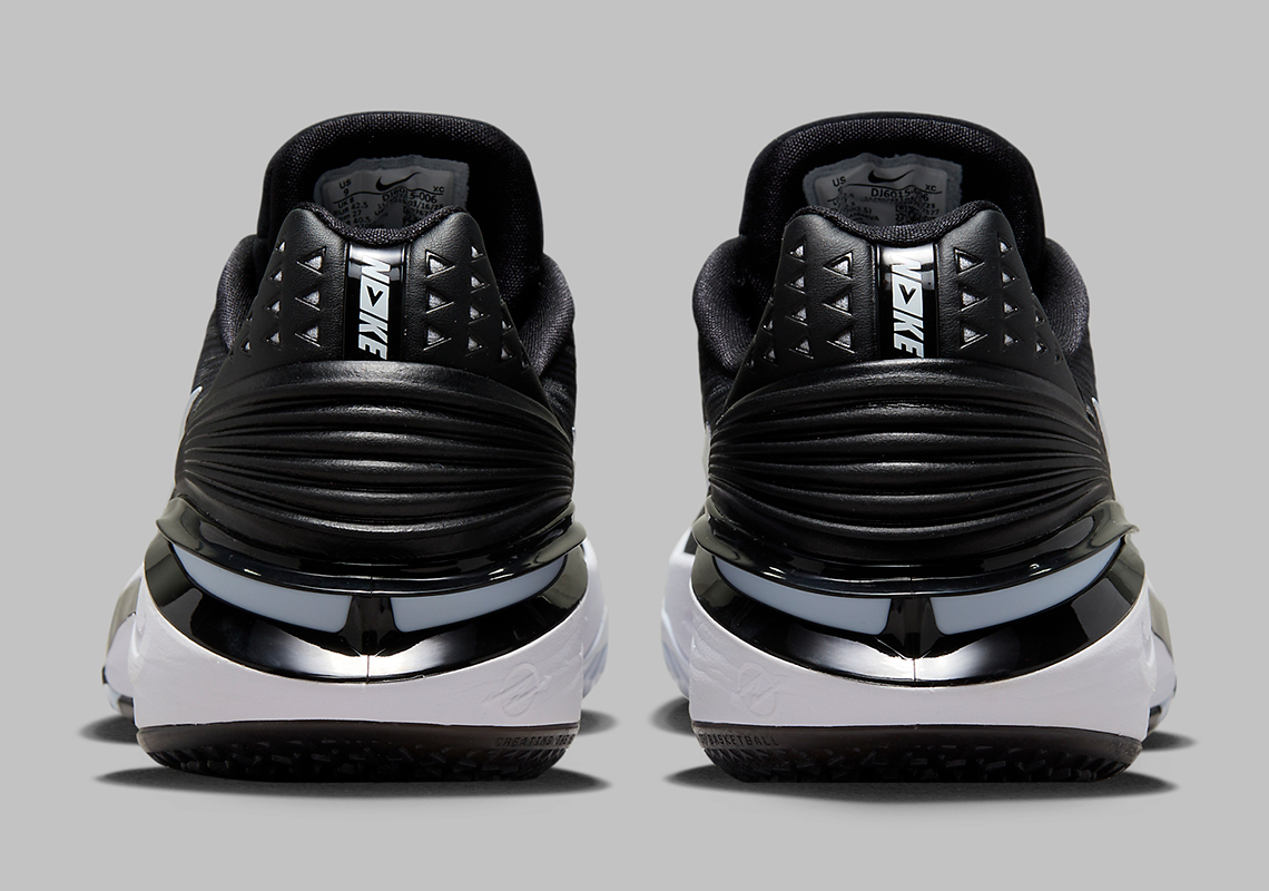 Nike Zoom GT Cut 2 Black/White: Sự tối giản đầy tinh tế - 4