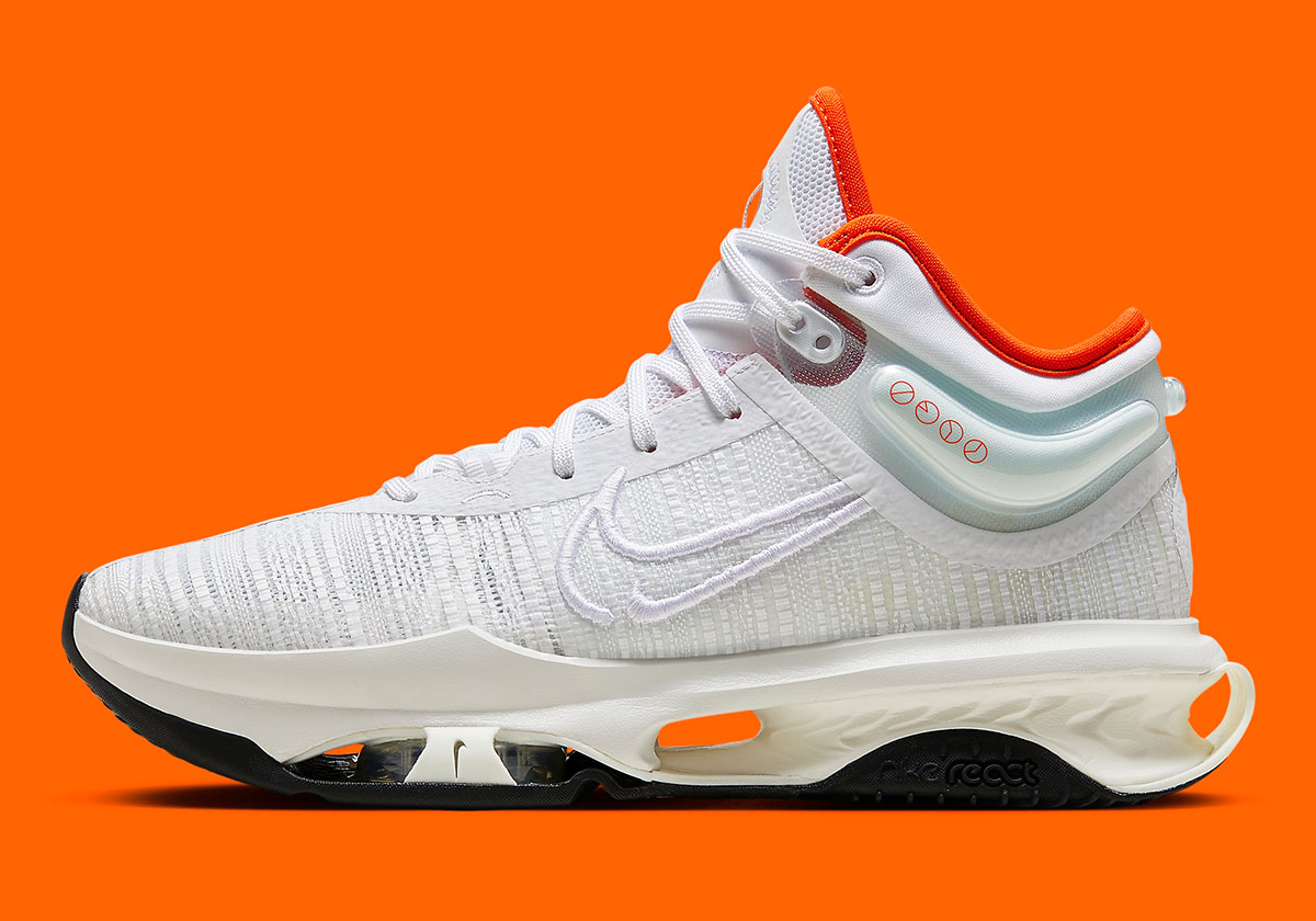 Nike Zoom GT Jump 2 Trắng/Cam: Hấp Dẫn và Sáng Tạo! - 2