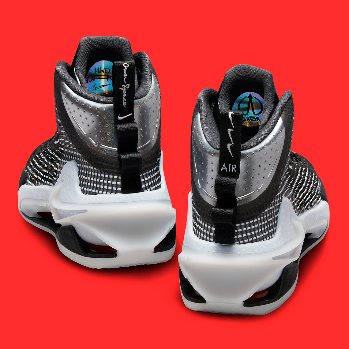 Nike Zoom GT Jump xuất hiện trở lại với màu đen và đỏ mặt trời - 7