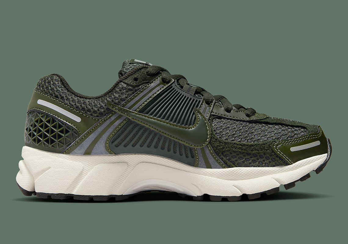 Nike Zoom Vomero 5: Bộ sưu tập màu sắc đa dạng cho mùa thu! - 3