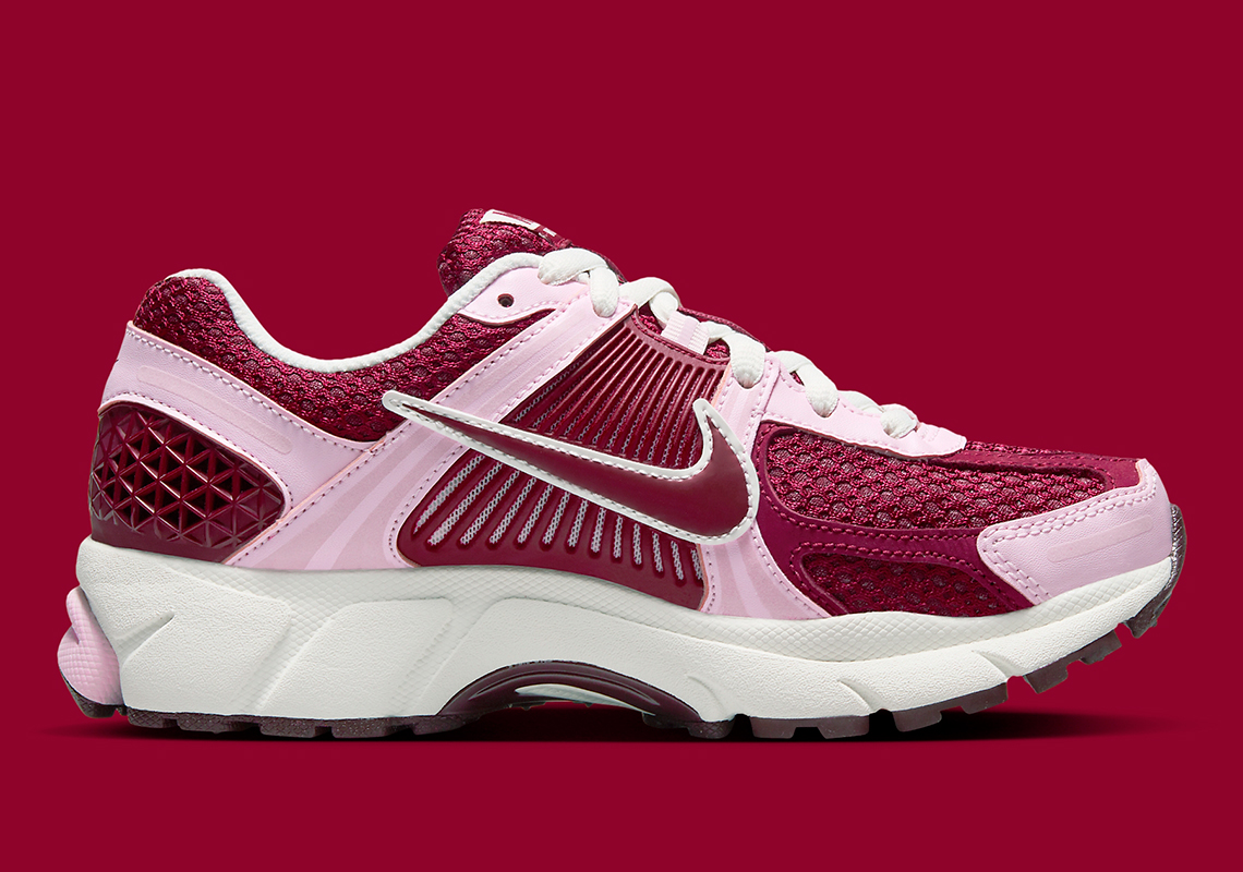 Nike Zoom Vomero 5: Mẫu giày mới với phối màu lãng mạn - 3