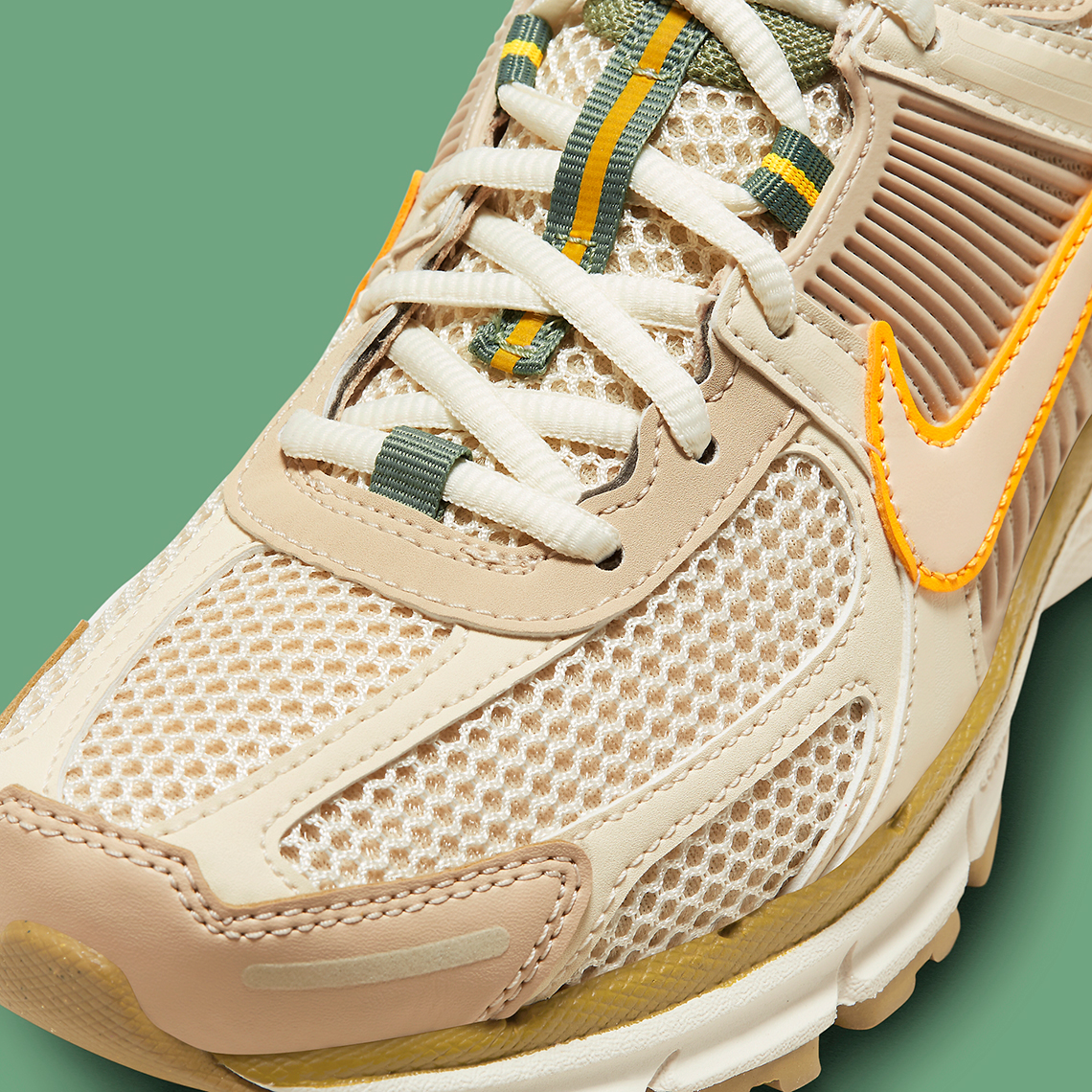 Nike Zoom Vomero 5 - Mẫu giày mùa thu với gam màu Light Orewood Brown và Sail - 7