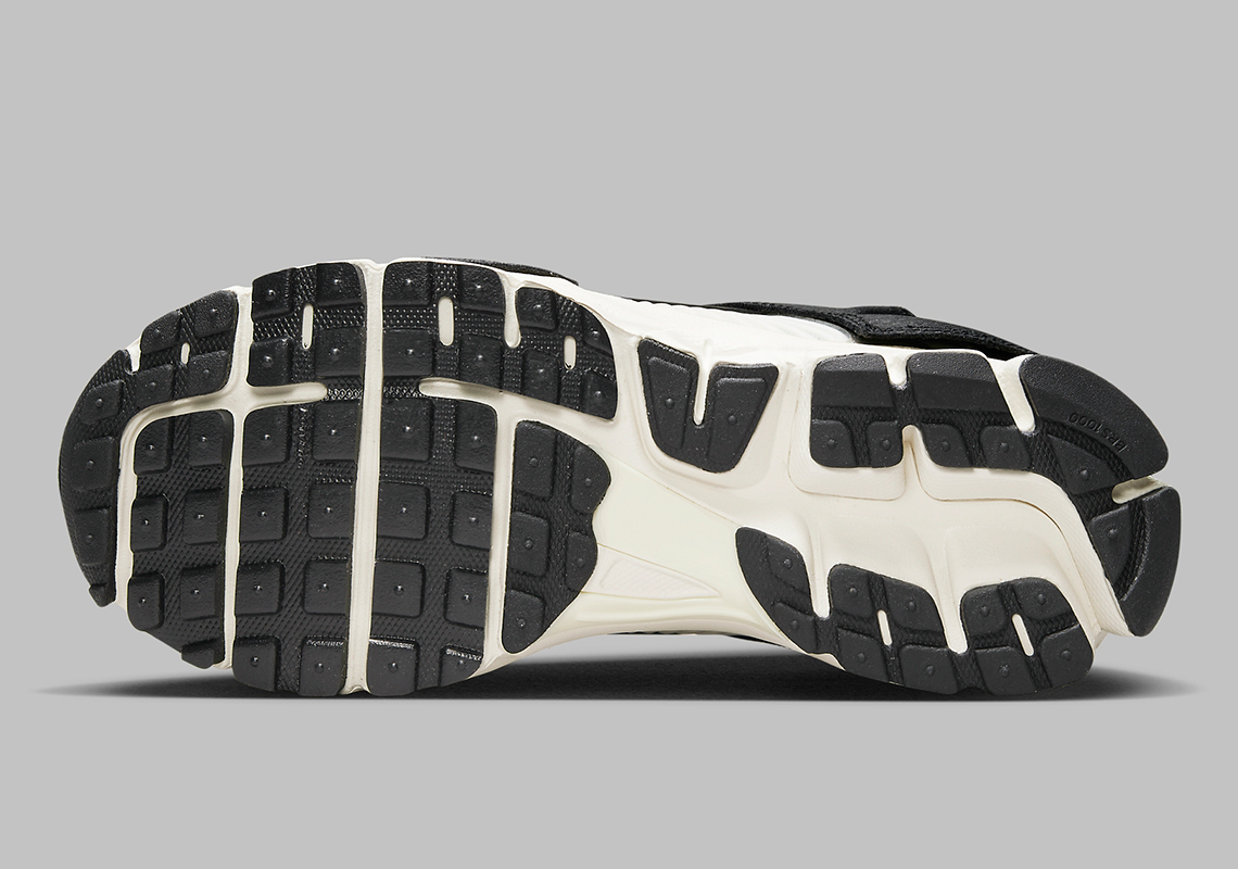 Nike Zoom Vomero 5 Timeless lấy cảm hứng từ Dunk Low để tạo nên sự đột phá - 6