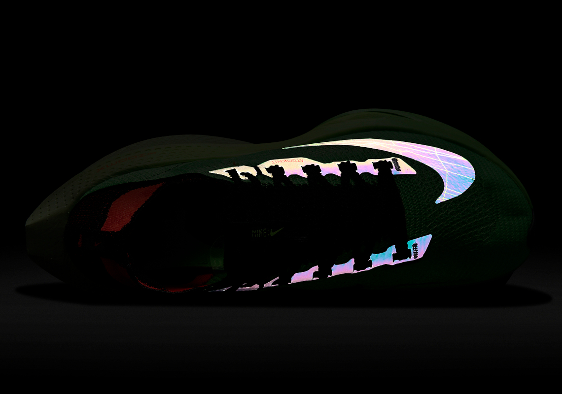 Nike ZoomX AlphaFly NEXT% 2 Ekiden có màu xanh lục nhạt - 11