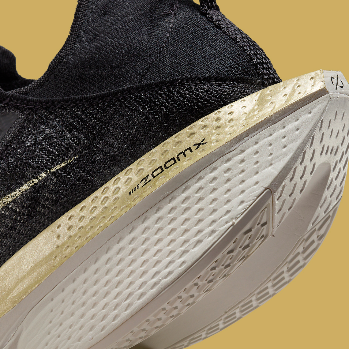 Nike ZoomX AlphaFly NEXT% 2: Phiên Bản Mới Màu Đen Đang Chờ Đợi - 7