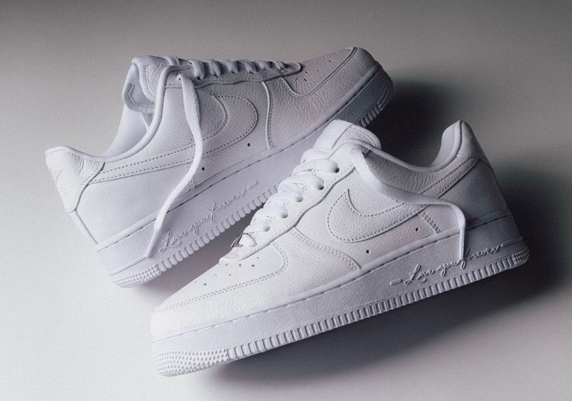 NOCTA x Nike Air Force 1 Certified Lover Boy dự kiến sẽ phát hành trong mùa lễ này - 1