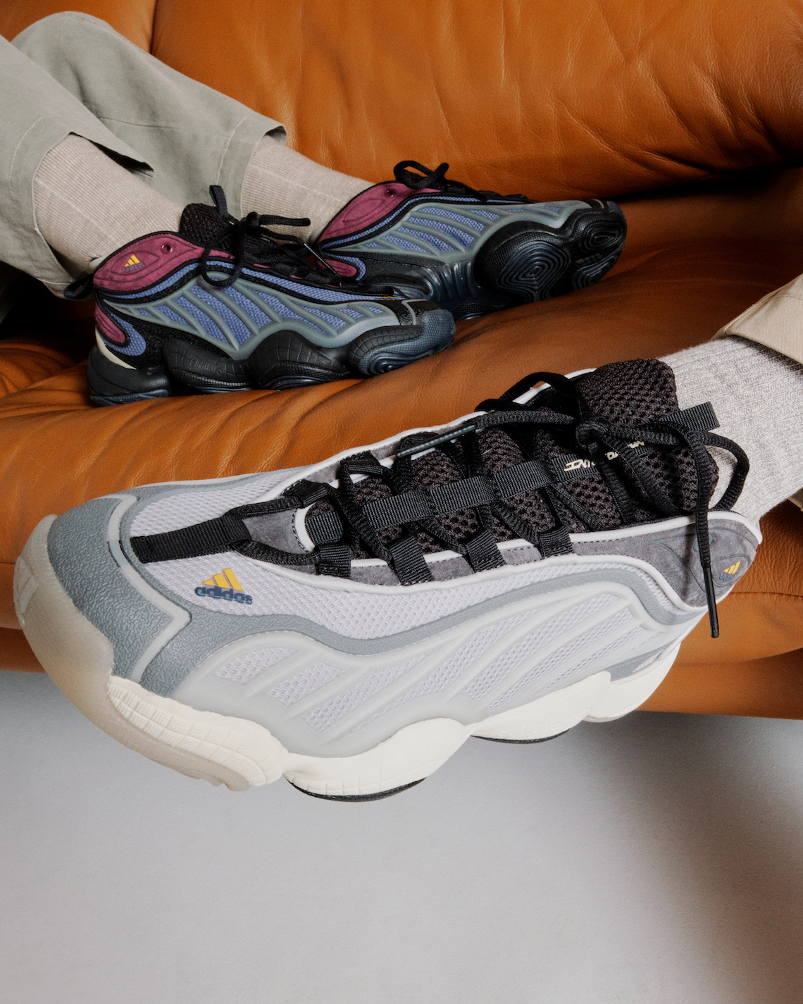 Packer Shoes tái hiện giày adidas FYW Intimidation trong mùa xuân 2023. - 13