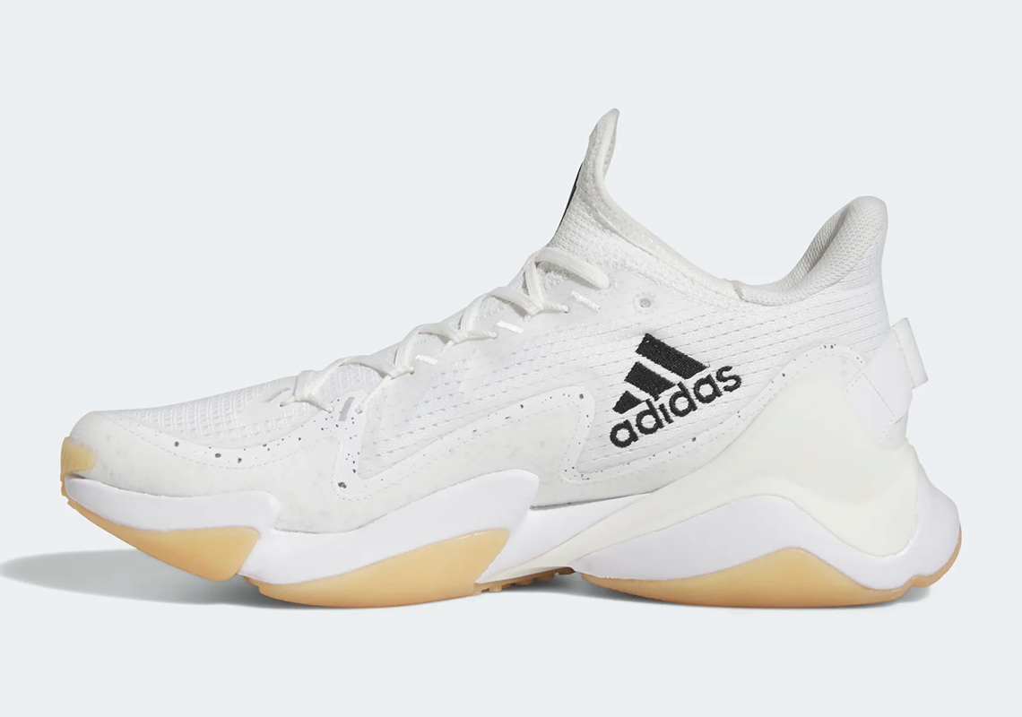 Patrick Mahomes trau dồi thể lực với giày adidas Impact FLX mới - 3