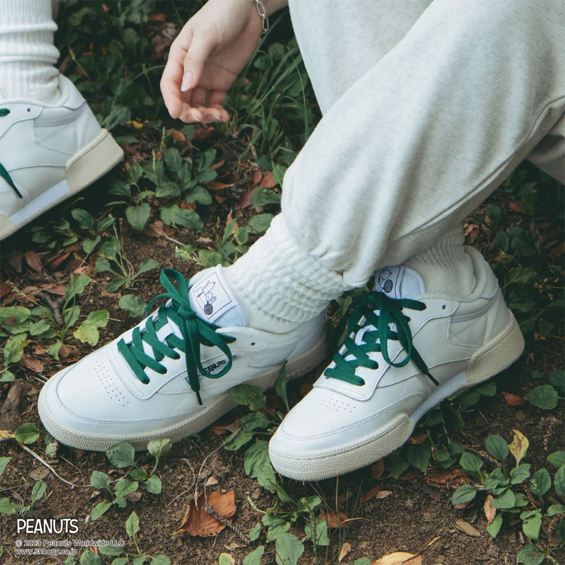 Peanuts x Reebok Club C: Bản Kết Hợp Độc Đáo Cho Người Hâm Mộ - 3