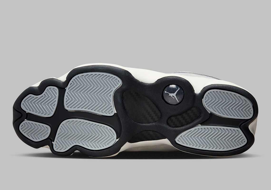 Phiên bản Cement Grey của giày Jordan 6 Rings sắp được ra mắt. - 6