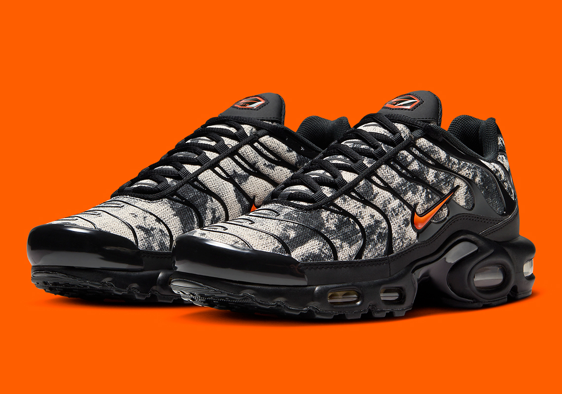 Phiên Bản Mới Của Air Max Plus Tạo Nên Thời Trang Sắc Màu Cho Mùa Thu/Đông - 1