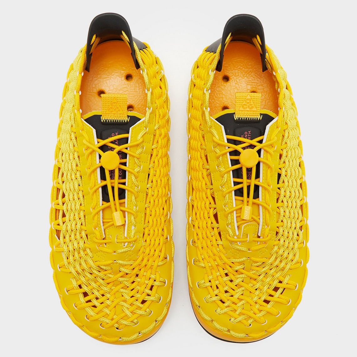 Phiên bản Nike ACG Watercat+ trở lại với màu sắc University Gold tươi sáng - 3