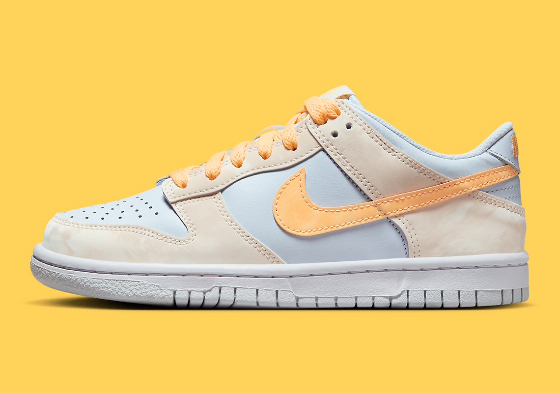 Phiên bản Nike Dunk Low mới: Kết hợp hoàn hảo cho mùa hè!