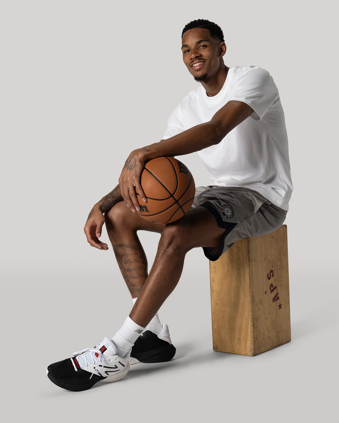 Phiên Bản Trẻ Em Của Nike NOCTA Air Force 1 Low 'Love You Forever' Đang Chờ Đợi - 14