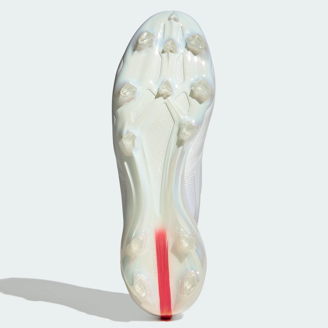 Phối hợp giữa Prada và adidas: Hợp tác độc đáo mang đến sự kết hợp giữa thể thao và thời trang cao cấp - 9