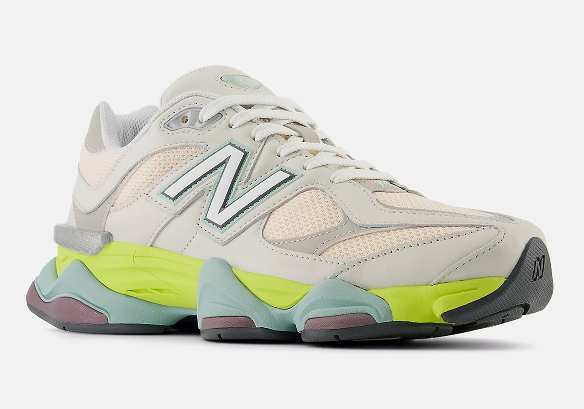 Phong cách Retro Tương Lai: New Balance 9060 'Moonrock/Vintage Rose/Moonbeam' Ra Mắt! - 2