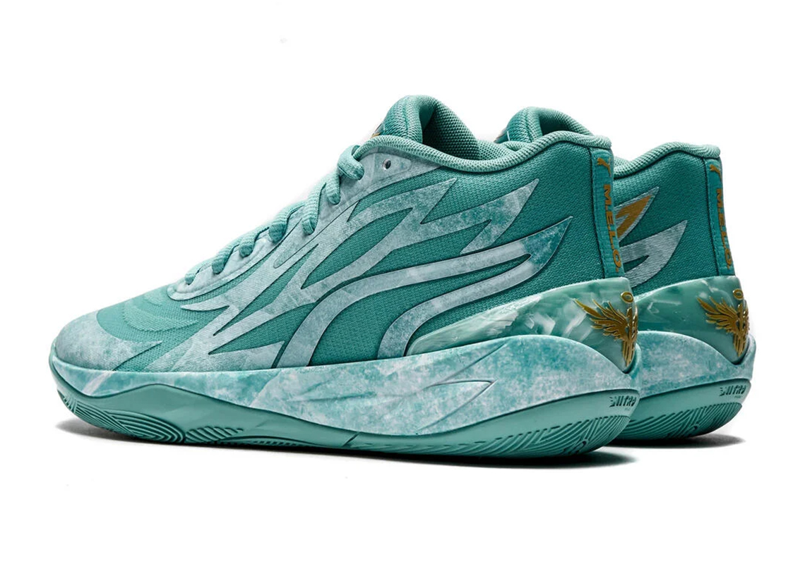 PUMA MB02 này có lớp hoàn thiện màu ngọc bích - 1