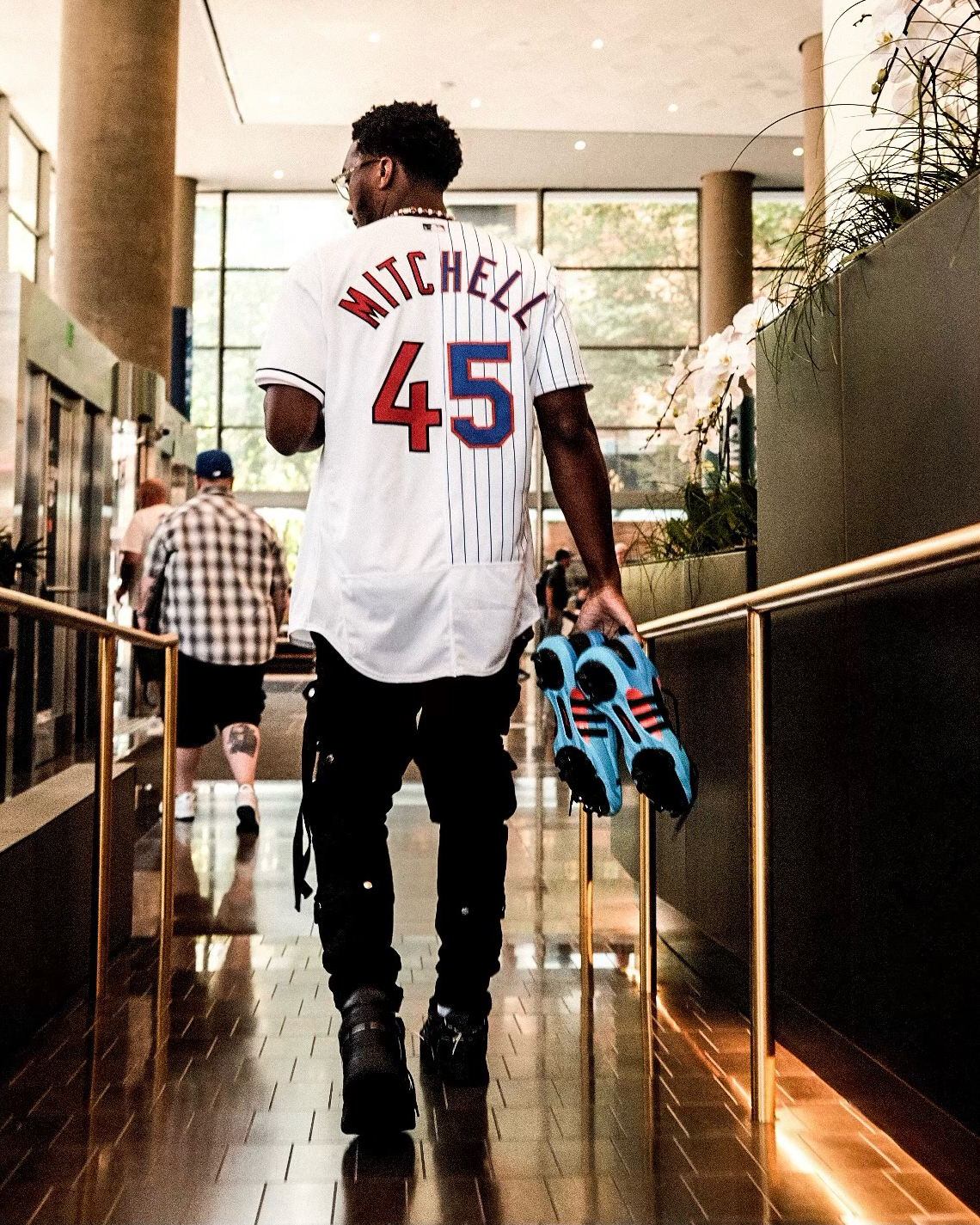 Ra mắt adidas D.O.N. Issue #5 với phiên bản đặc biệt dành cho MLB All-Star Celebrity Softball Game - Xem ngay! - 3