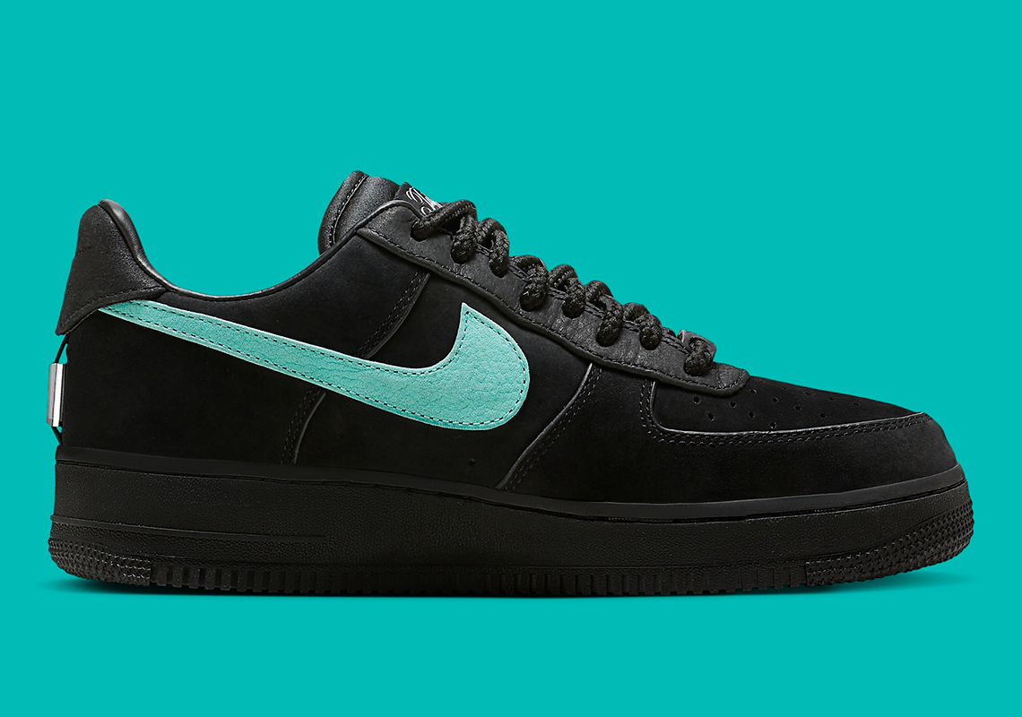 Ra mắt chính thức Nike Air Force 1 Low hợp tác với Tiffany & Co. - 4