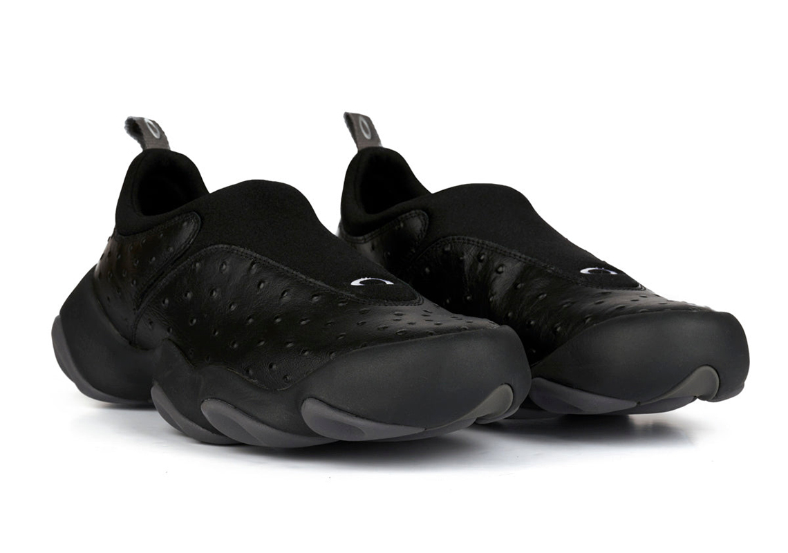 Ra mắt mẫu giày Brain Dead Oakley Flesh 2022 - 5