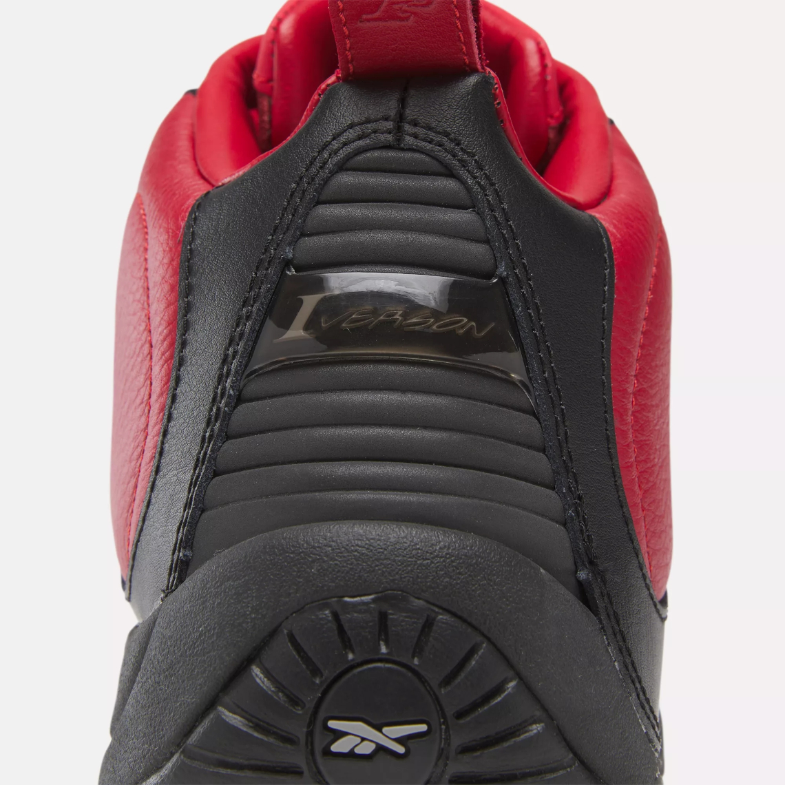 Reebok Answer IV Black/Flash Red - Sự Trở Lại Đầy Ấn Tượng với Phối Màu Bắt Mắt - 9
