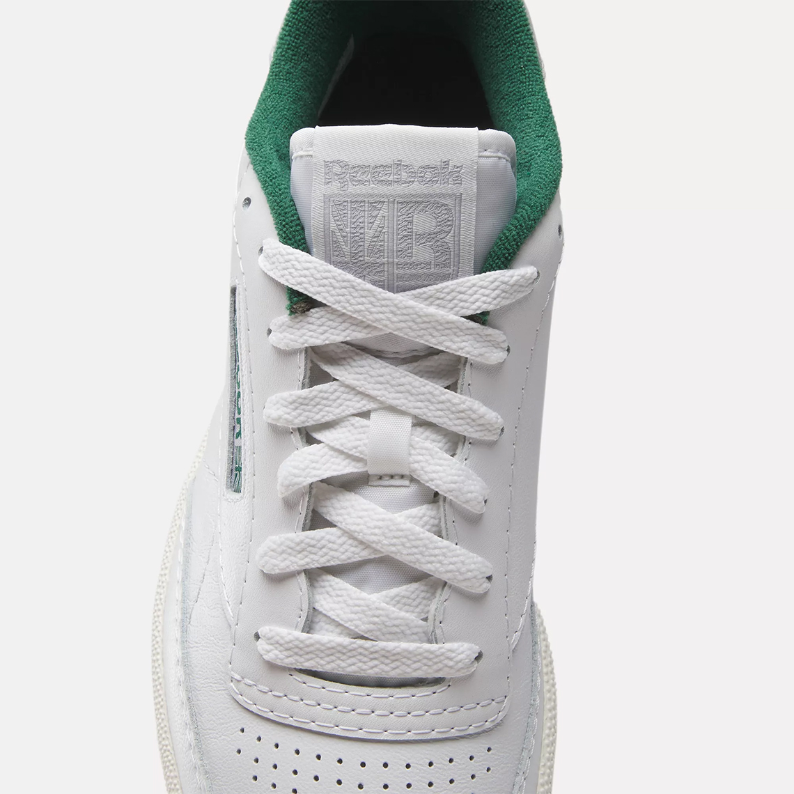 Reebok Club C 85 'Chalk/Dark Green': Sự kết hợp tuyệt vời cho phong cách thể thao - 7