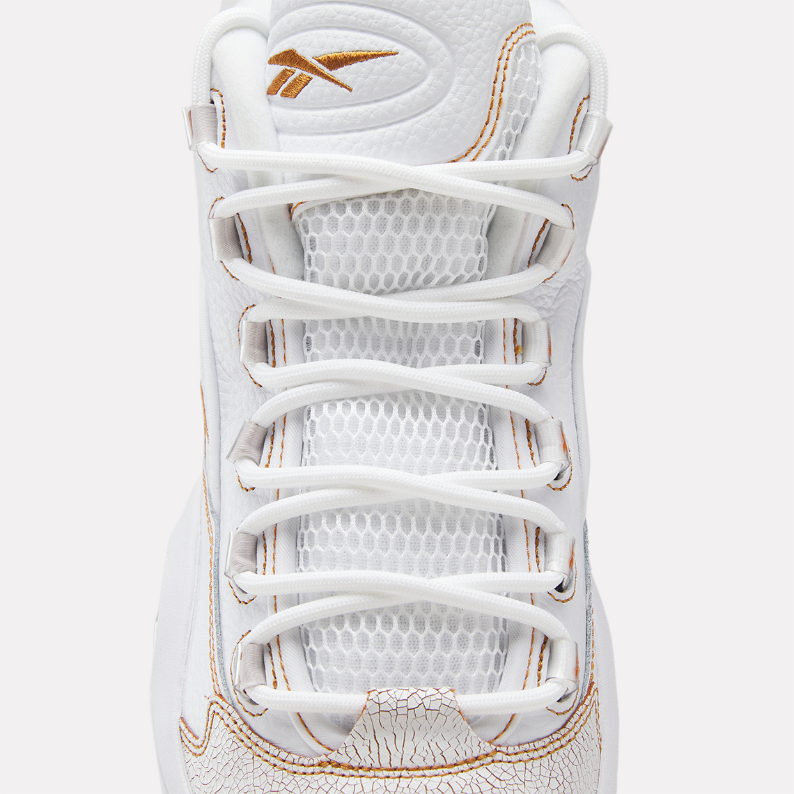 Reebok Question Mid 'Tobacco': Sự trở lại của biểu tượng thời trang sneaker - 7