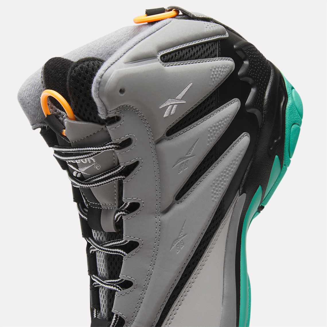 Reebok The Blast 'The Alamo': Sự trở lại đầy ấn tượng với phiên bản Retro huyền thoại - 6