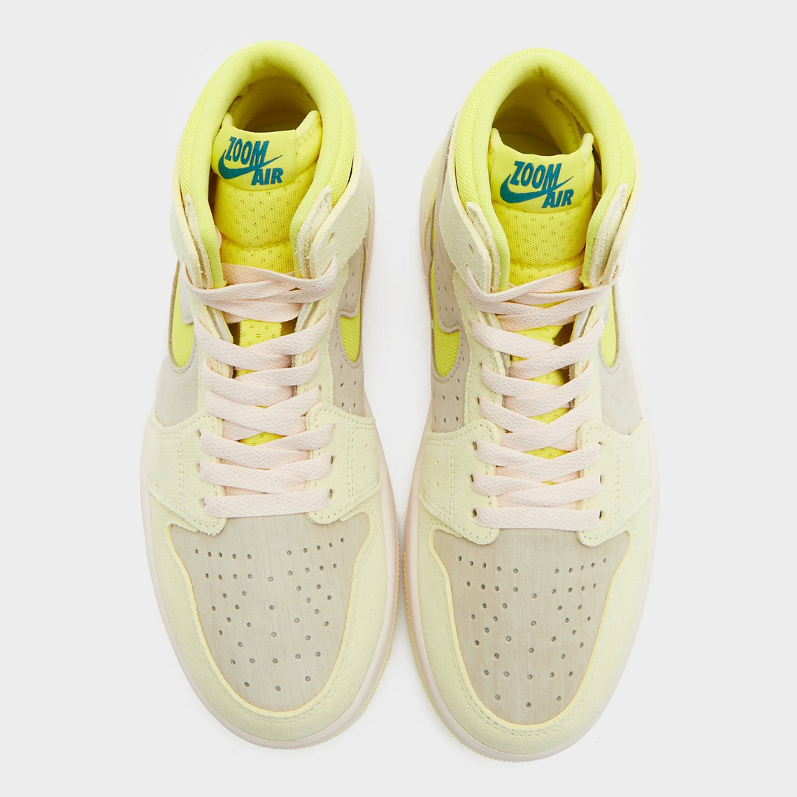Sắc Vàng Tươi Mát Lên Ngôi Trên Đôi Giày Air Jordan 1 Zoom CMFT Nữ - 5