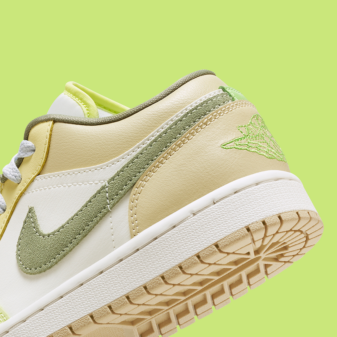 Sắc xanh mùa xuân hình thành trên Air Jordan 1 low - 7