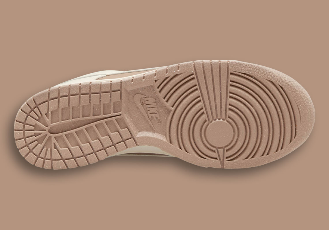 Sail và màu nâu sáng tạo nên vẻ đẹp của mẫu Nike Dunk Low này - 4