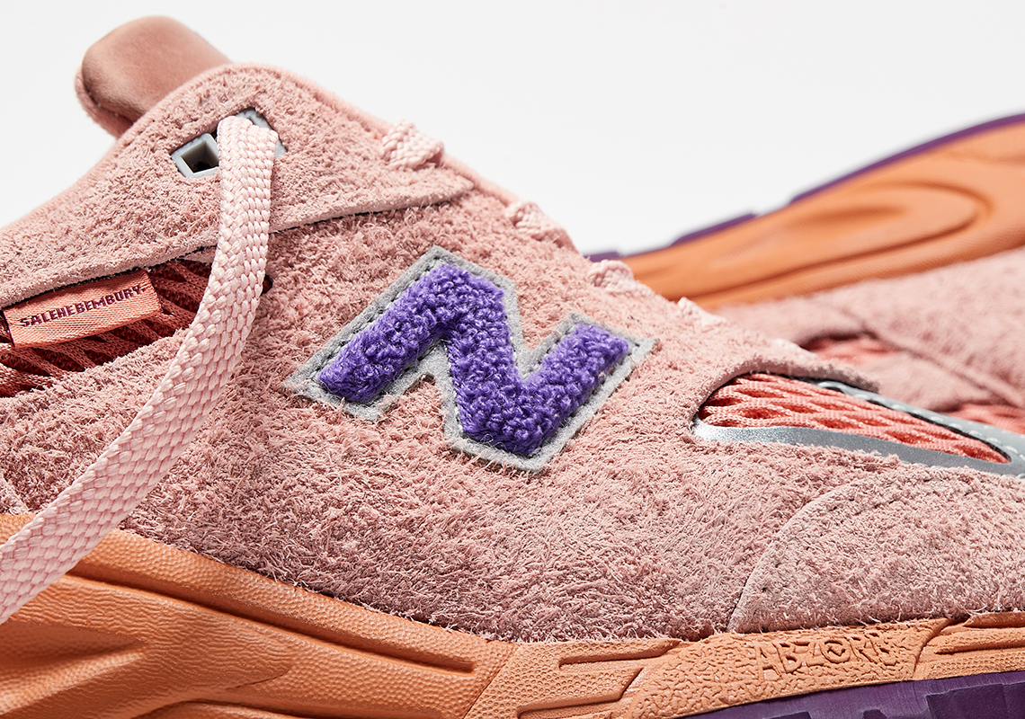 Salehe Bembury New Balance 990v2 Sand Be The Time được phát hành vào 22/12/2022 - 10