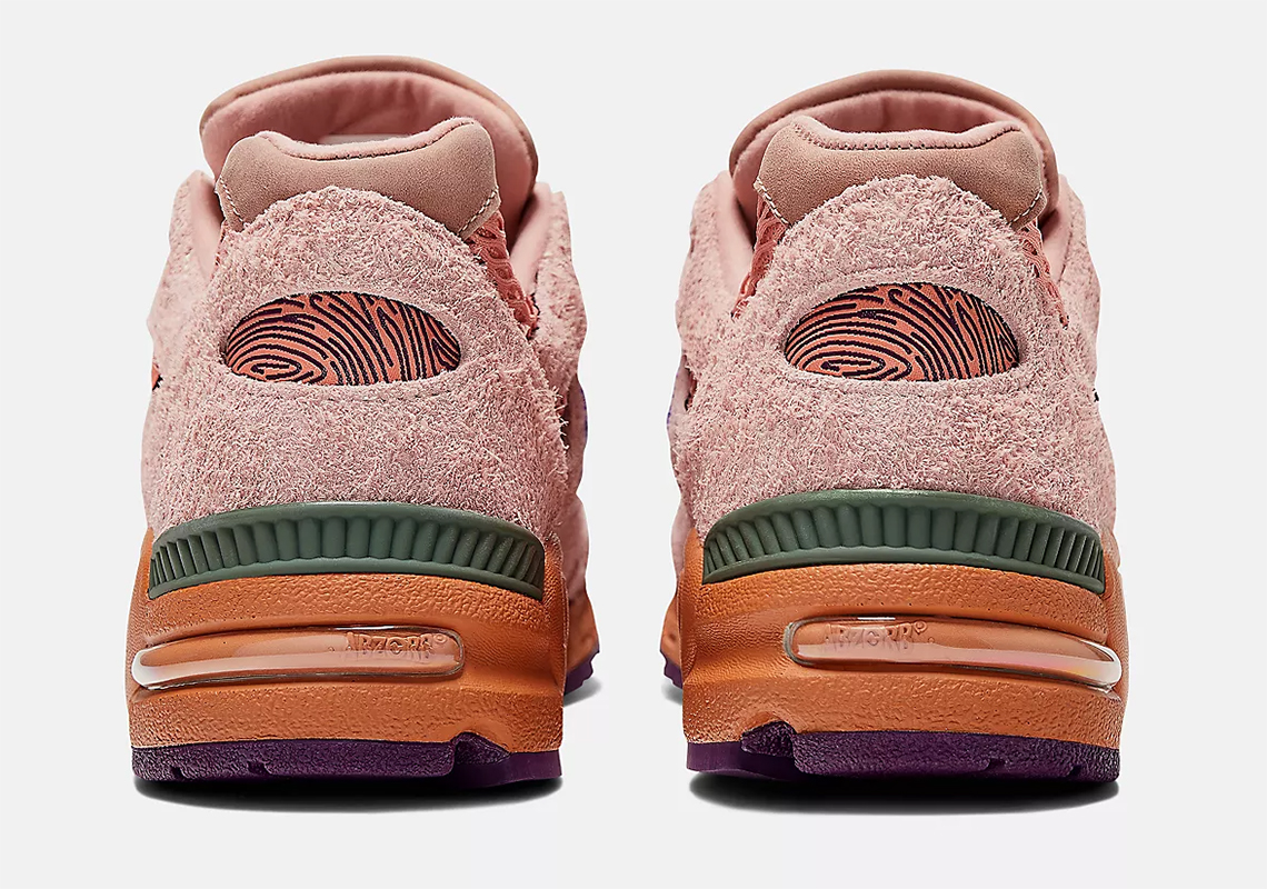 Salehe Bembury New Balance 990v2 Sand Be The Time được phát hành vào 22/12/2022 - 15