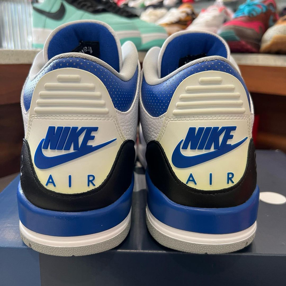 Sample fragment design x Air Jordan 3 giống như Racer Blue - 3