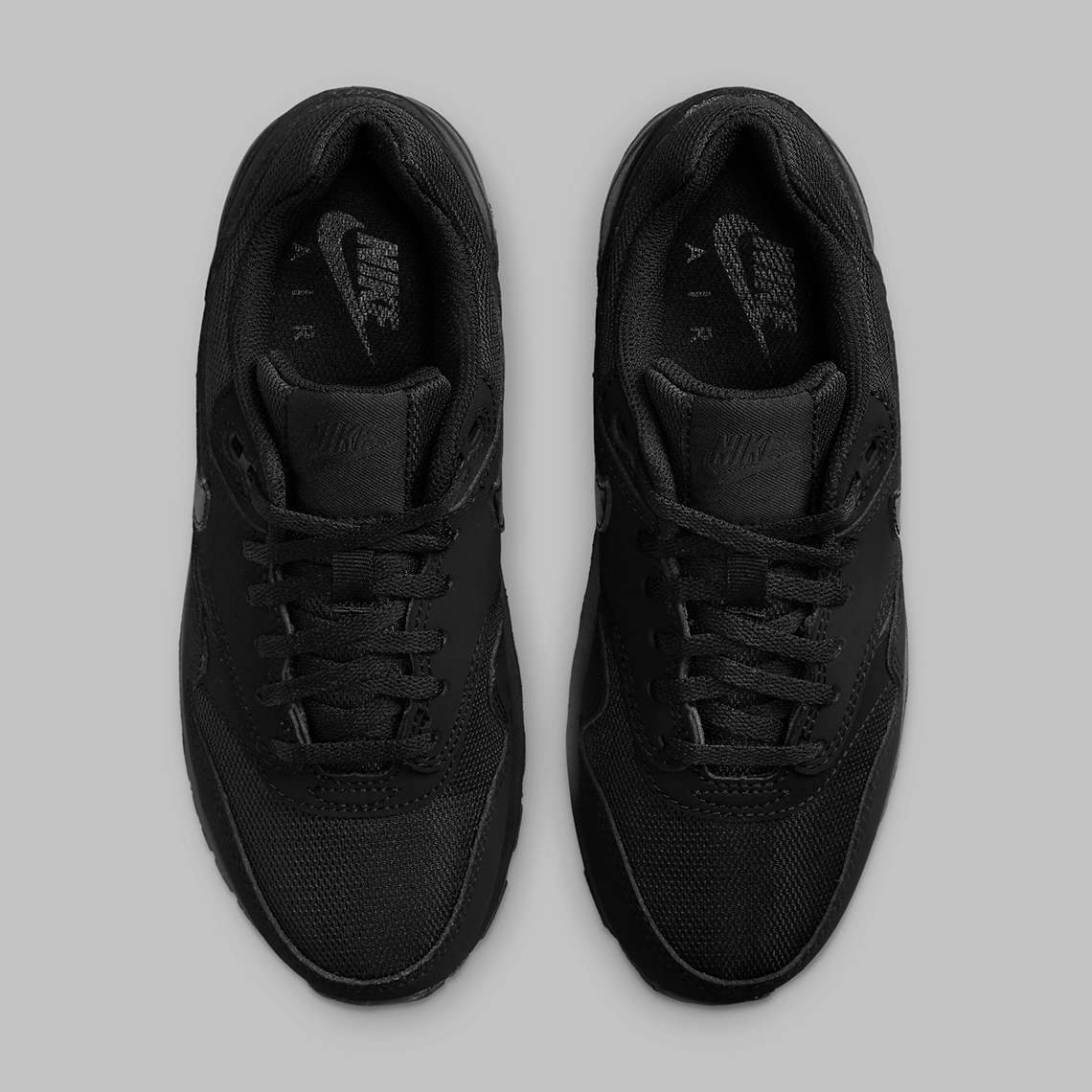 Siêu phẩm Nike Air Max 1 Triple-Black dành riêng cho trẻ em - Cùng khám phá ngay! - 6