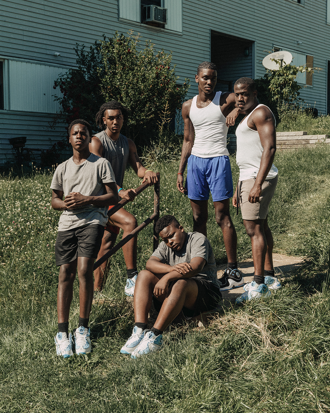 Social Status x Nike Air Penny 2  màu trắng, xanh blue phát hành vào ngày 4 tháng 11 - 8