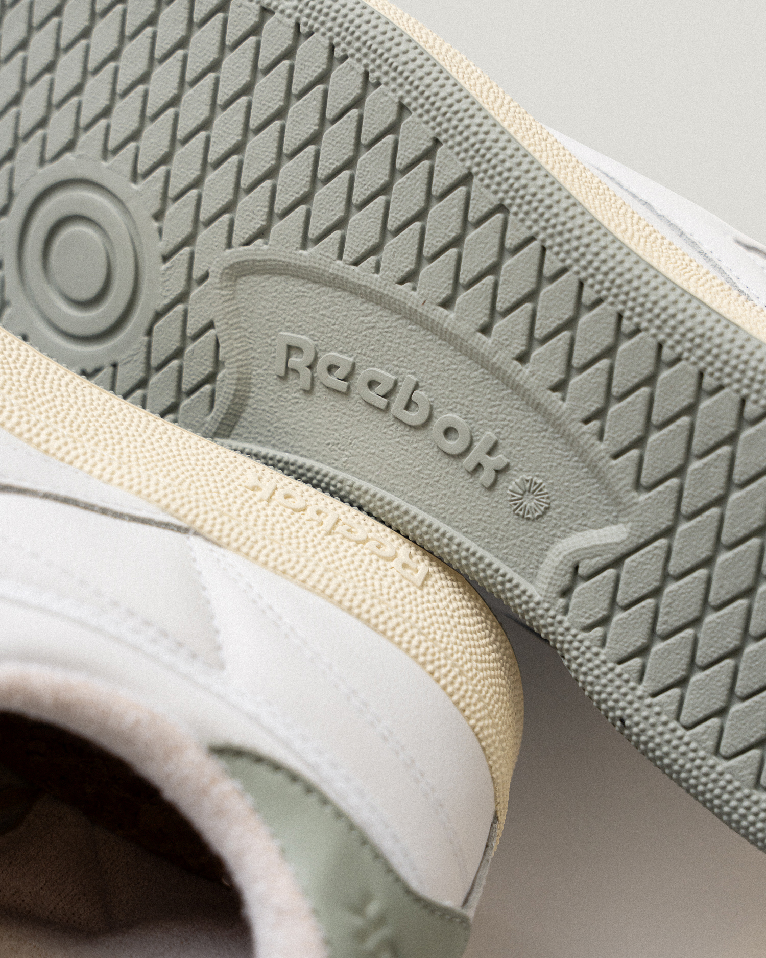 Solebox x Reebok Club C 85 Vintage: Sự Tinh Tế Từ Hợp Tác Đặc Biệt - 15