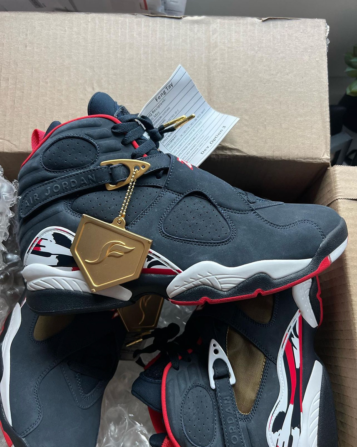 SoleFly x Air Jordan 8 Diamond Turf: Phiên bản hợp tác thú vị từ SoleFly và Air Jordan - 2