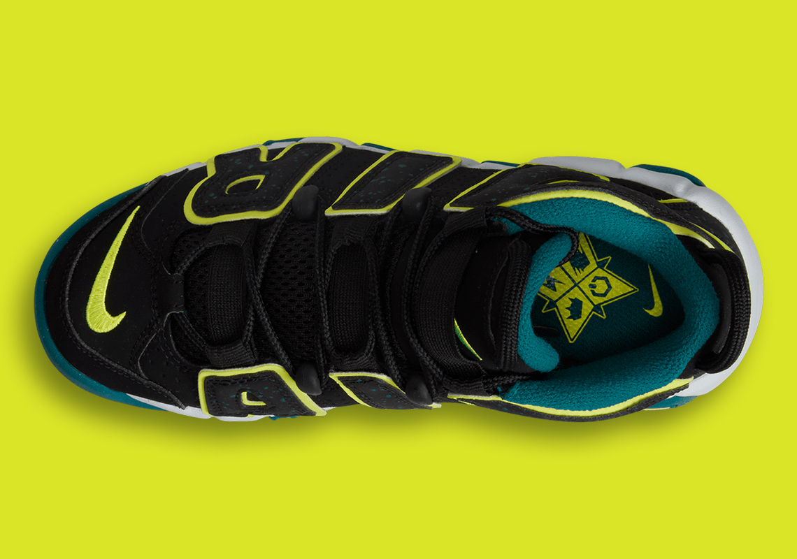 Sơn bắn và màu vàng neon làm nổi bật GS Nike Air More Uptempo này - 3