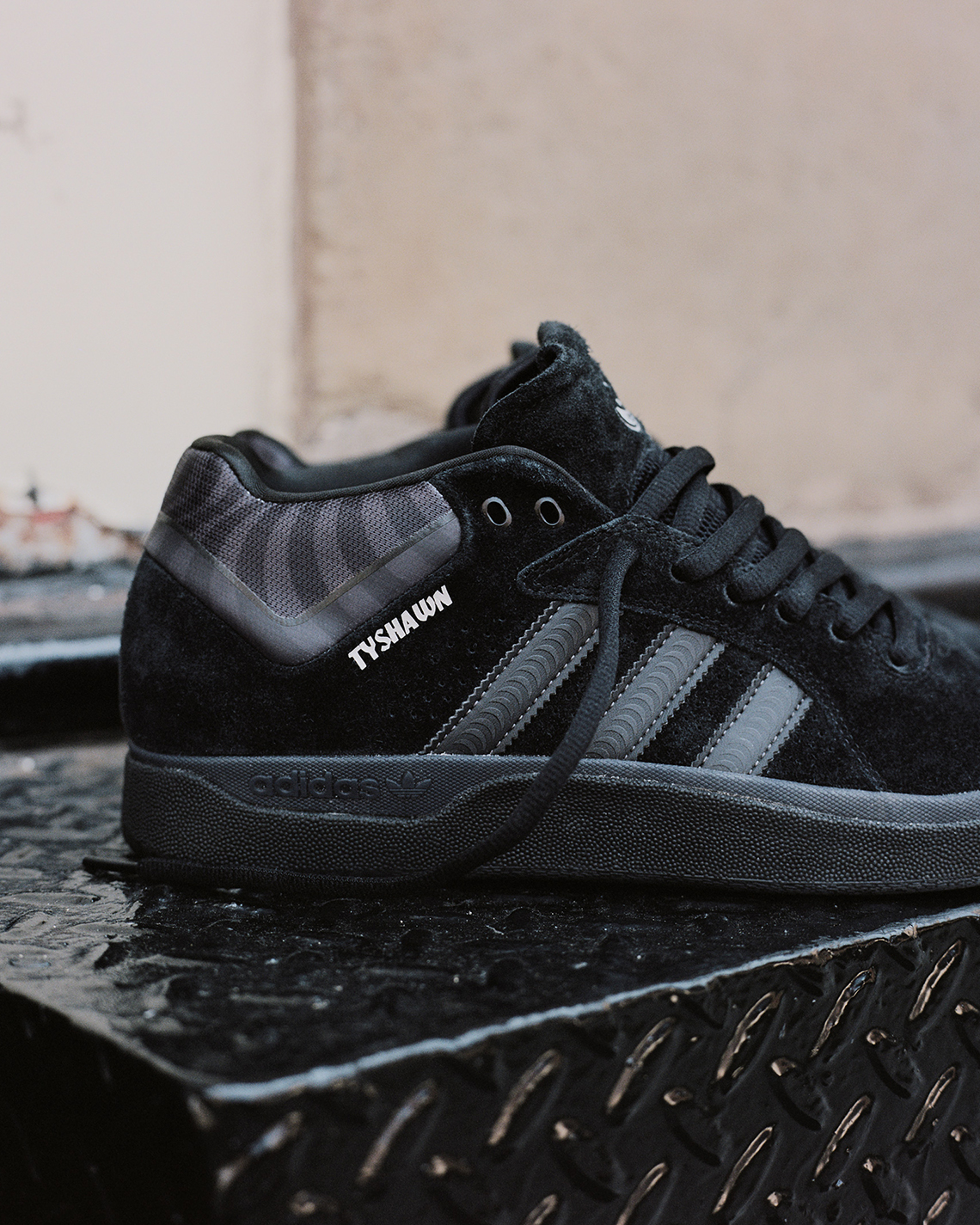 Spitfire và Adidas hợp tác với mẫu giày Tyshawn - 5