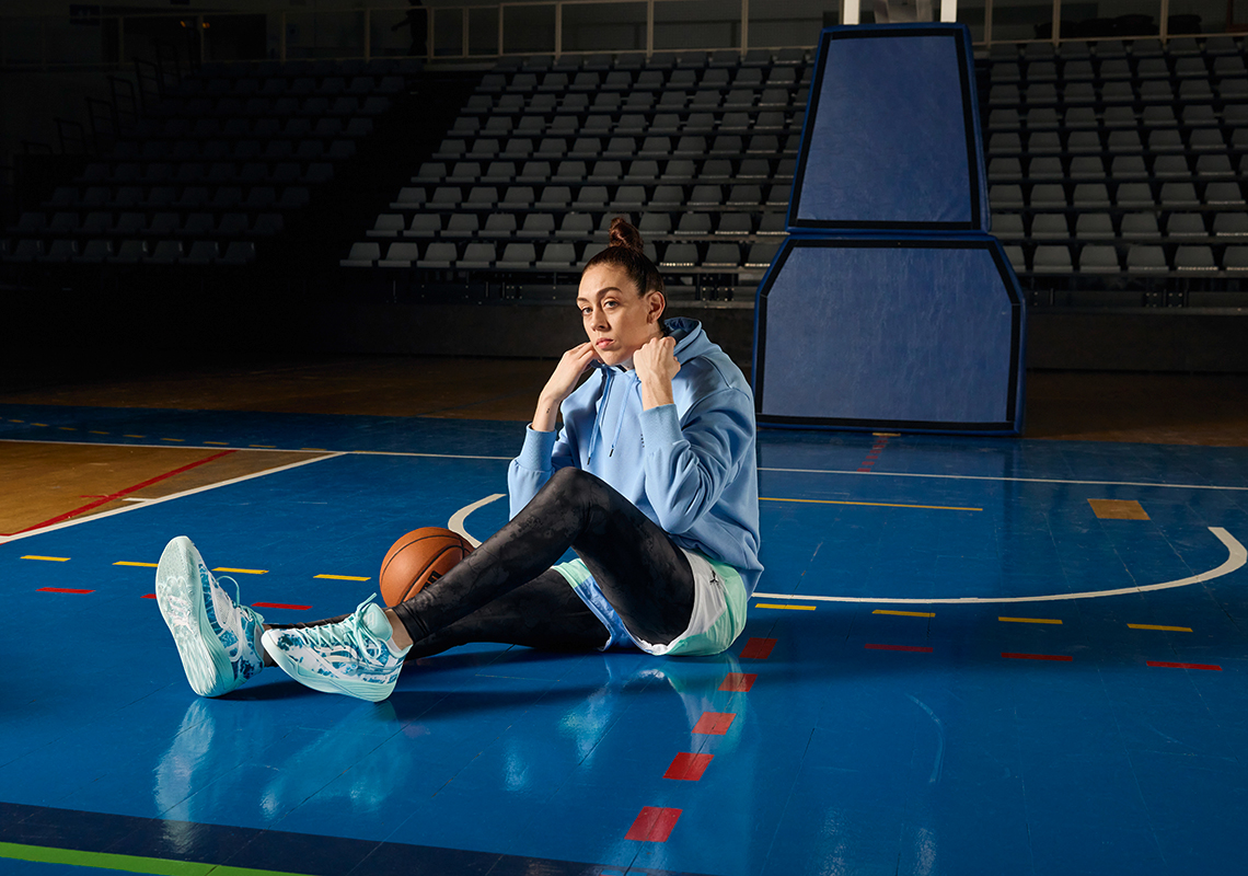 Stewie 2 Water - Màu nước lôi cuốn, ra mắt vào ngày 4 tháng 8! - 6