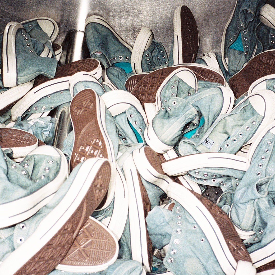 Stussy và Our Legacy hợp tác: Phiên bản độc đáo của Converse Chuck 70s - 7