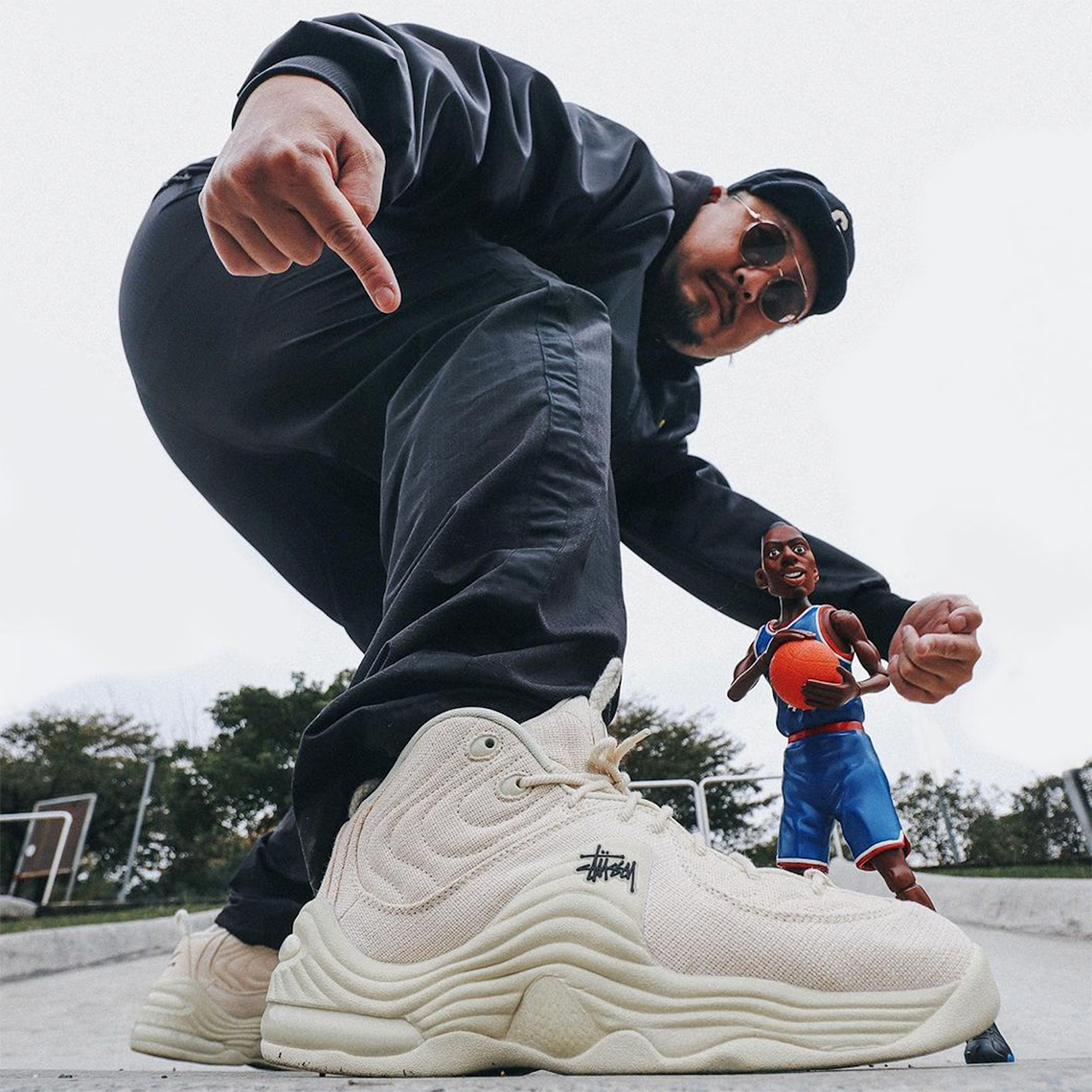 Stussy x Nike Air Penny 2 ra mắt màu Fossil thứ tư - 6