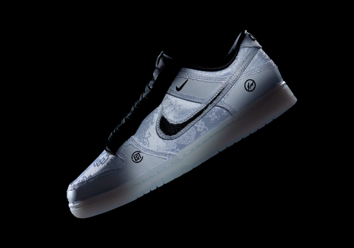Sự kết hợp giữa CLOT, fragment design và Nike Dunk Low sẽ ra mắt vào ngày 19/5/2023 - 4