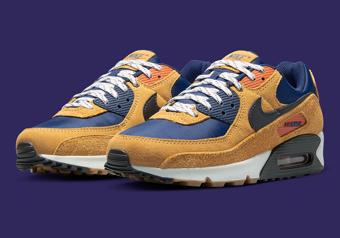 Sự kết hợp giữa màu Brown Suped và Navy Nylons trên đôi giày Nike Air Max 90 mới nhất