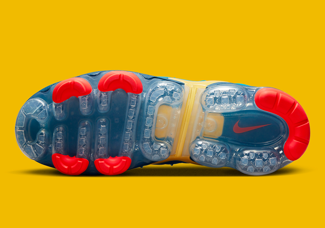 Sự pha trộn rực rỡ của màu xanh mòng két, vàng và đỏ trên Nike Vapormax Plus chuẩn bị cho mùa hè - 6