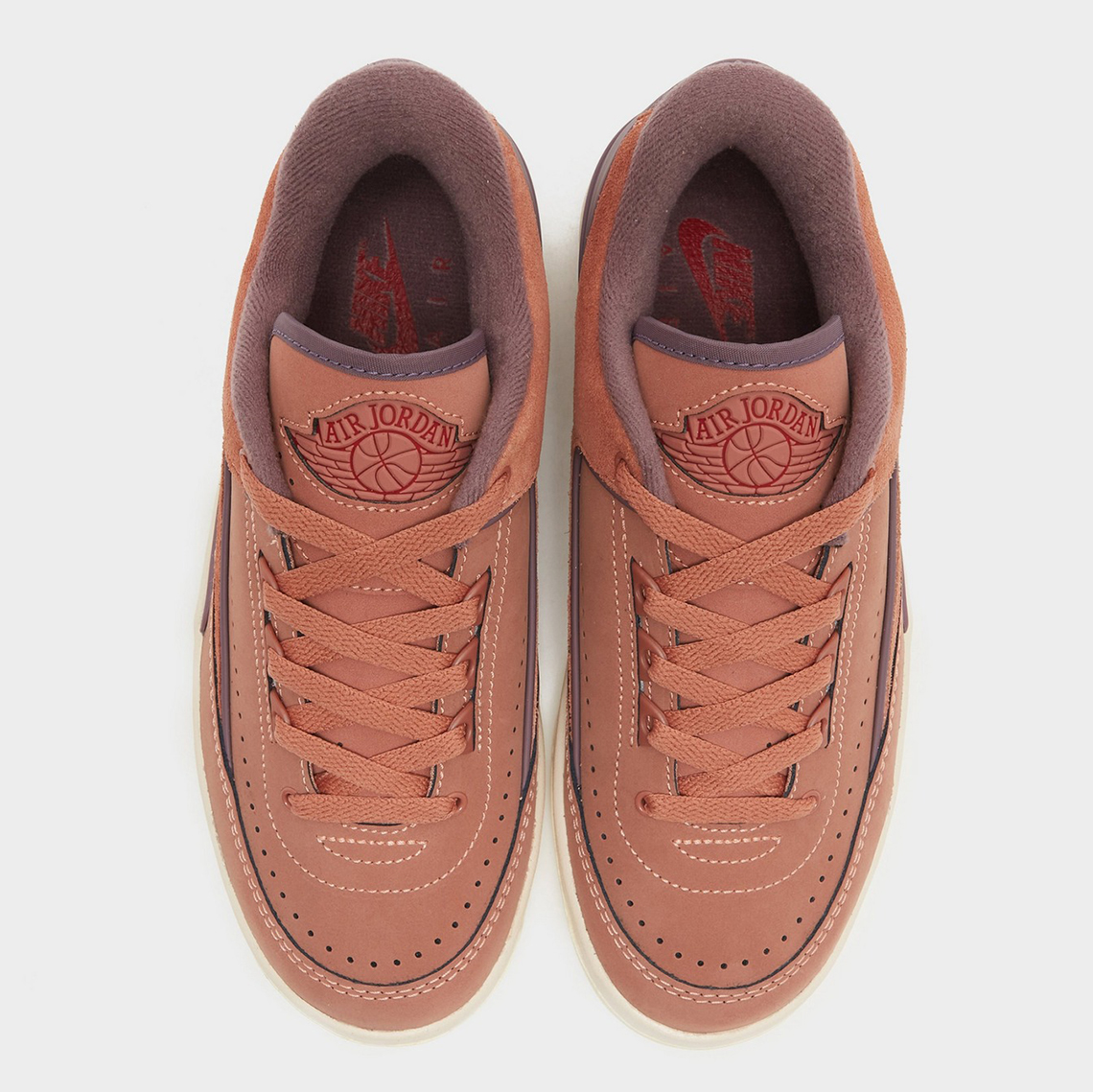 Sự ra mắt đầu tiên: Air Jordan 2 Low Sky J Orange - 3